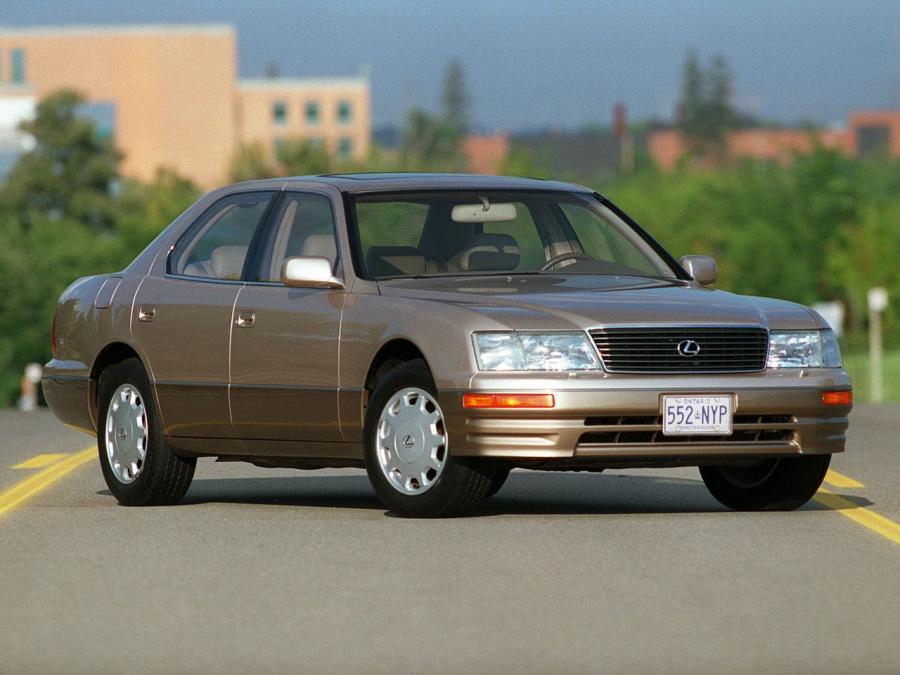  Lexus LS400 (UCF20) 1995 года  (фото 8 из 16)